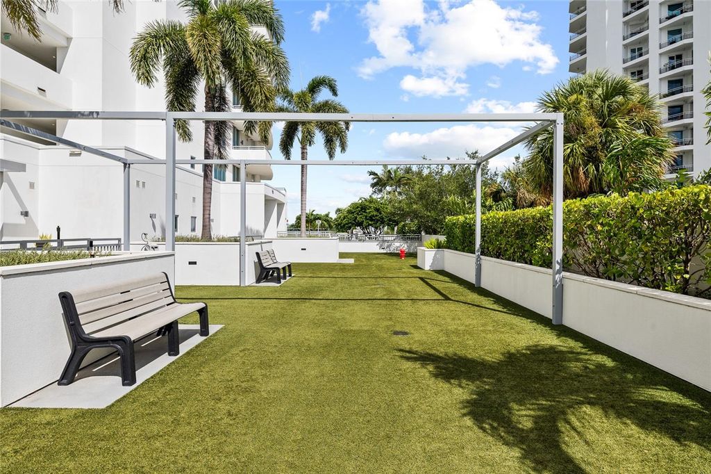 Image 44 of property listing at 3401 BAYSHORE BOULEVARD 503, Tampa, FL 33629