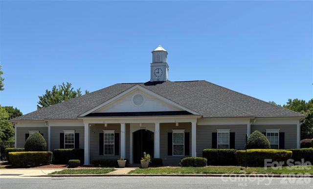 1063 Triece Lane, Charlotte, NC 28215