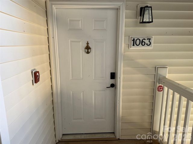 1063 Triece Lane, Charlotte, NC 28215