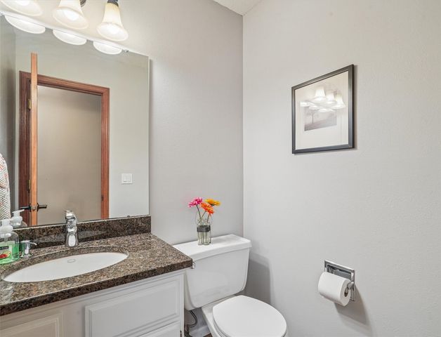 4103 Sally Drive NE, Cedar Rapids, IA 52402