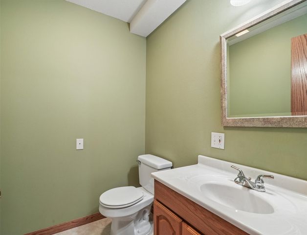 4103 Sally Drive NE, Cedar Rapids, IA 52402