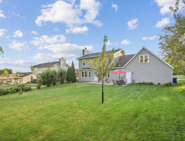 4103 Sally Drive NE, Cedar Rapids, IA 52402