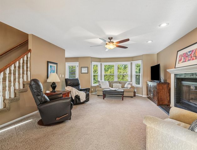 4103 Sally Drive NE, Cedar Rapids, IA 52402