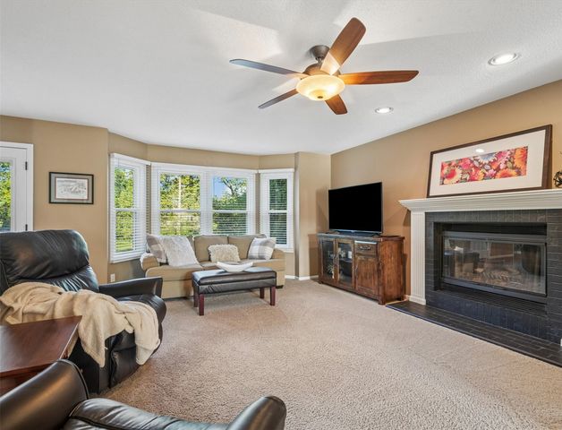 4103 Sally Drive NE, Cedar Rapids, IA 52402