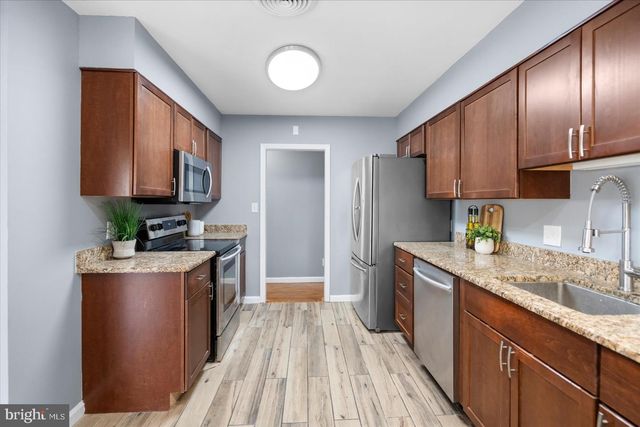 2715 WALDOR DR, Baltimore, MD 21234