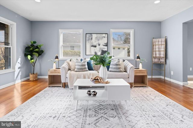 2715 WALDOR DR, Baltimore, MD 21234