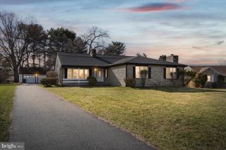 2715 WALDOR DR, Baltimore, MD 21234