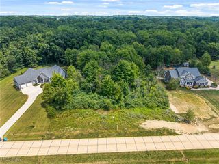 1819 Winding Willow Drive, Valley City, OH 44280