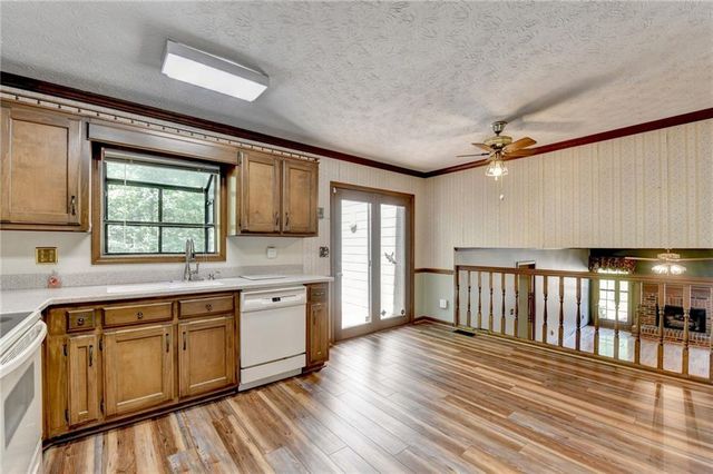 1503 Glencrest Trail, Lawrenceville, GA 30043