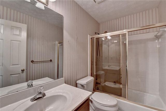 1503 Glencrest Trail, Lawrenceville, GA 30043