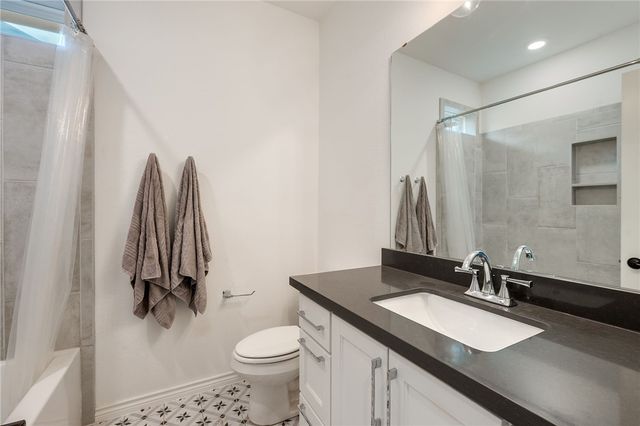 4009 Crooked Creek Path, College Station, TX 77845