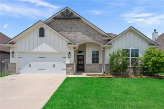 4009 Crooked Creek Path, College Station, TX 77845