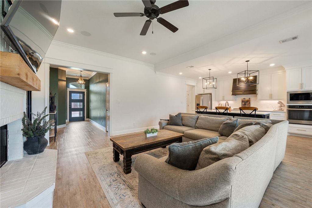 4009 Crooked Creek Path, College Station, TX 77845 — photo 2