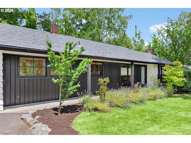 7021 Sw STEPHEN Ln, Portland, OR 97225