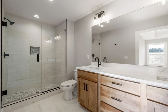 8184 Gideon Rd, Greenbrier, TN 37073