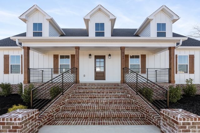 8184 Gideon Rd, Greenbrier, TN 37073