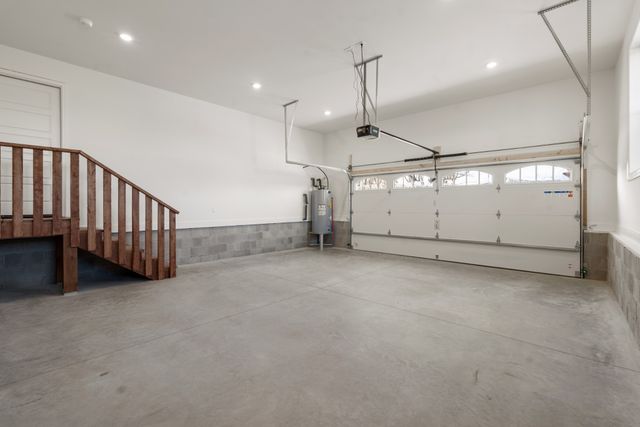 8184 Gideon Rd, Greenbrier, TN 37073