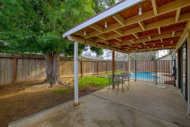 6648 Branchwater Way, Citrus Heights, CA 95621