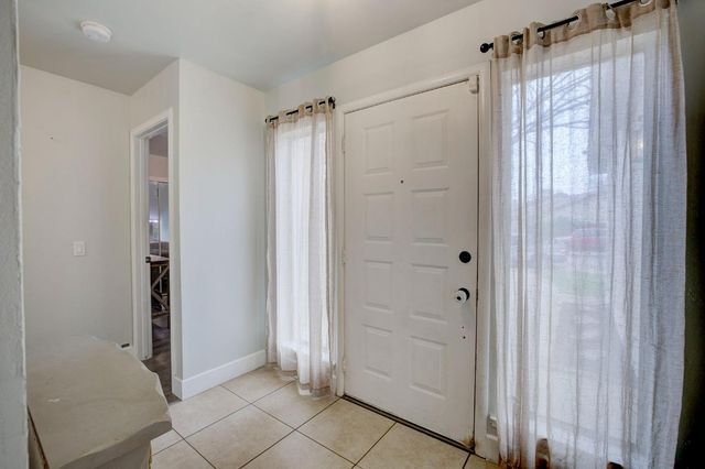 6648 Branchwater Way, Citrus Heights, CA 95621