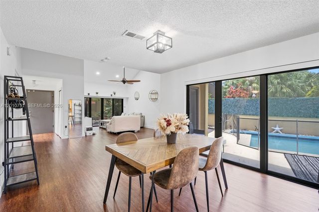 1030 NE 202nd Ter, Miami, FL 33179