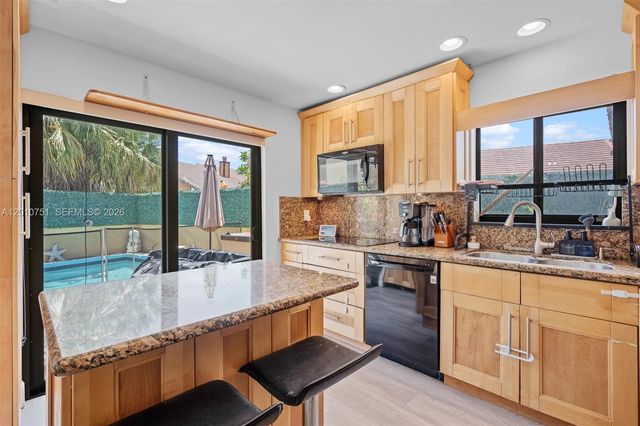 1030 NE 202nd Ter, Miami, FL 33179