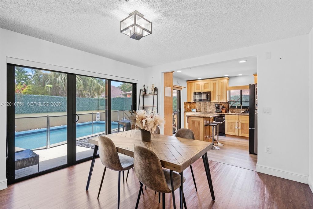 1030 NE 202nd Ter, Miami, FL 33179