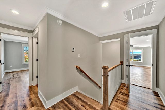 1154 Barrow Hills DR, Huddleston, VA 24104