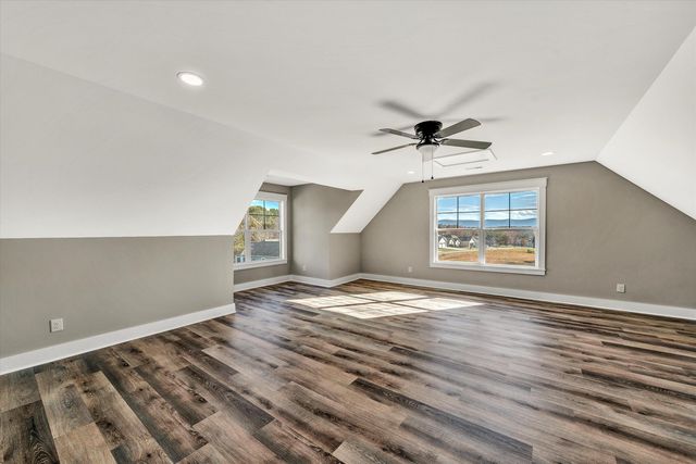 1154 Barrow Hills DR, Huddleston, VA 24104