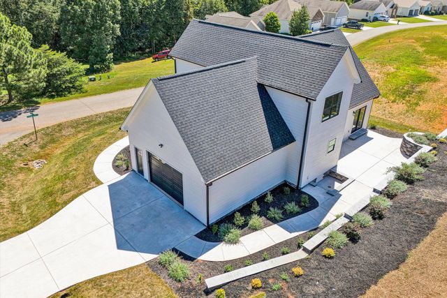 1154 Barrow Hills DR, Huddleston, VA 24104