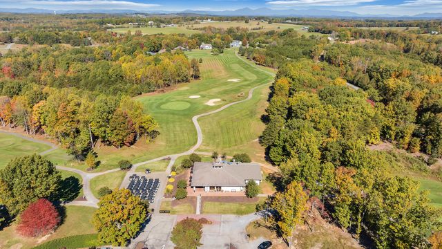 1154 Barrow Hills DR, Huddleston, VA 24104