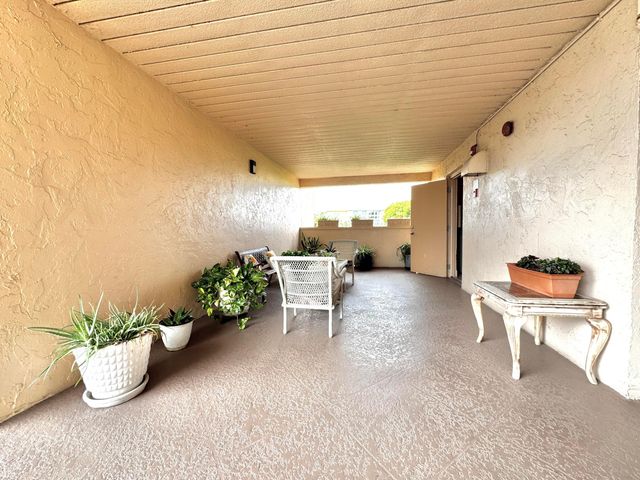 2515 NE 2nd Court 315, Boynton Beach, FL 33435