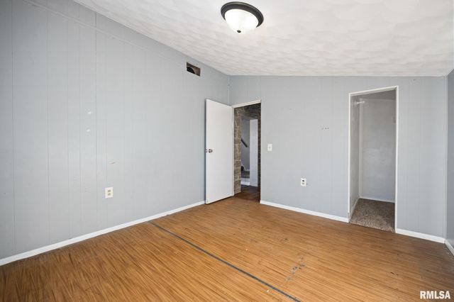 1908 COMMONWEALTH Avenue, Pekin, IL 61554