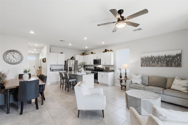 17526 CRESCENT MOON LOOP, Bradenton, FL 34211