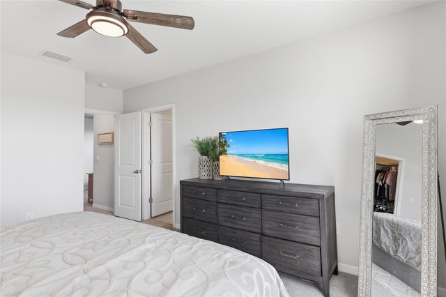 17526 CRESCENT MOON LOOP, Bradenton, FL 34211