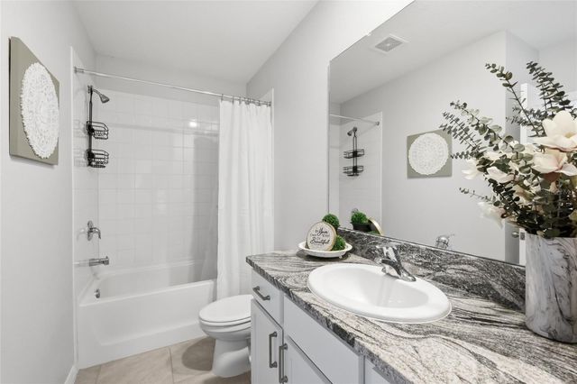 17526 CRESCENT MOON LOOP, Bradenton, FL 34211