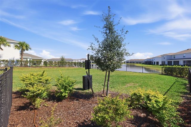 17526 CRESCENT MOON LOOP, Bradenton, FL 34211