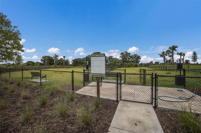 17526 CRESCENT MOON LOOP, Bradenton, FL 34211