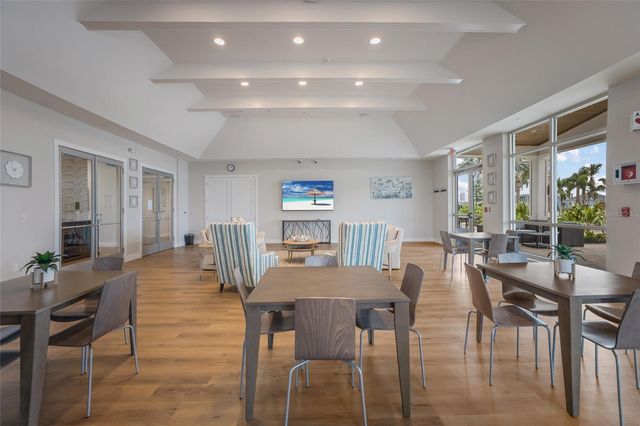 17526 CRESCENT MOON LOOP, Bradenton, FL 34211