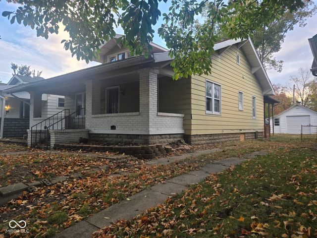 2228 S 8th Street, Terre Haute, IN 47802
