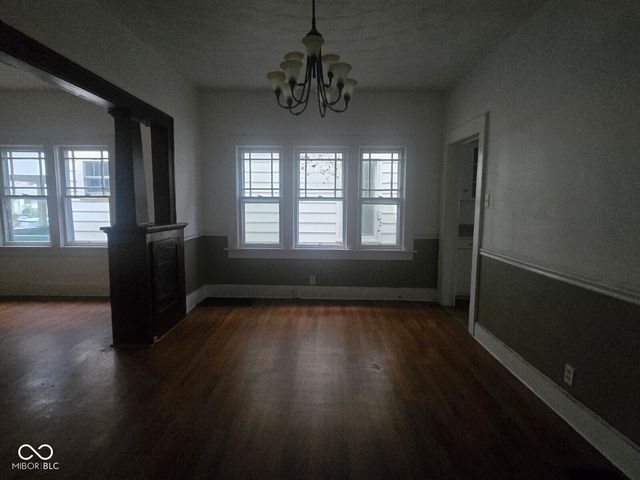 2228 S 8th Street, Terre Haute, IN 47802