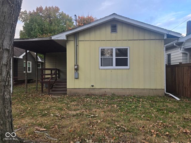 2228 S 8th Street, Terre Haute, IN 47802