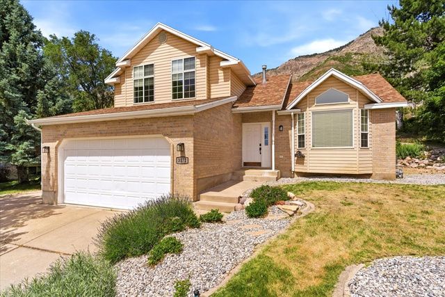 3172 N MOUNTAIN RD, North Ogden, UT 84414