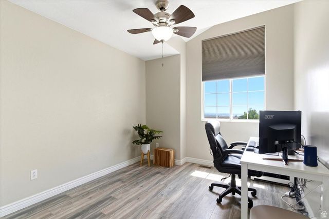 3172 N MOUNTAIN RD, North Ogden, UT 84414