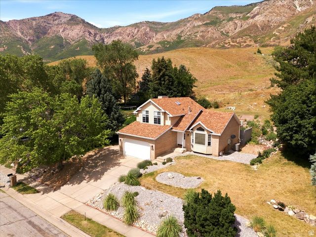 3172 N MOUNTAIN RD, North Ogden, UT 84414