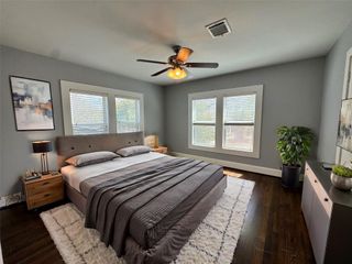 1011 E 6th 1/2 Street 4, Houston, TX 77009
