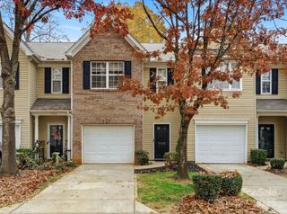 7715 Abigail Glen Drive, Charlotte, NC 28212