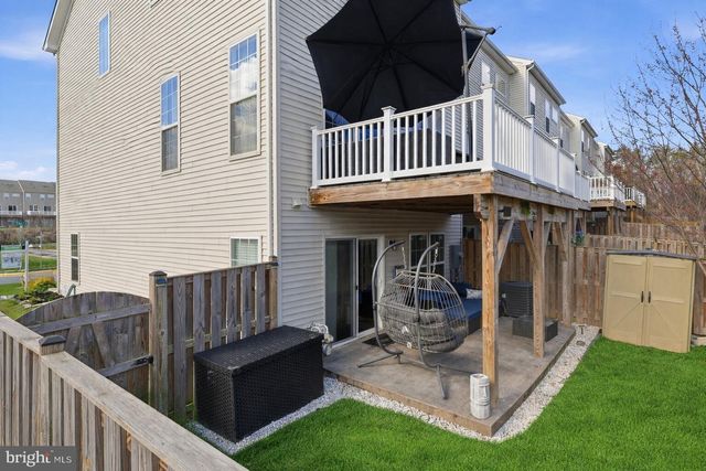 8280 CLAY LN, Manassas, VA 20110