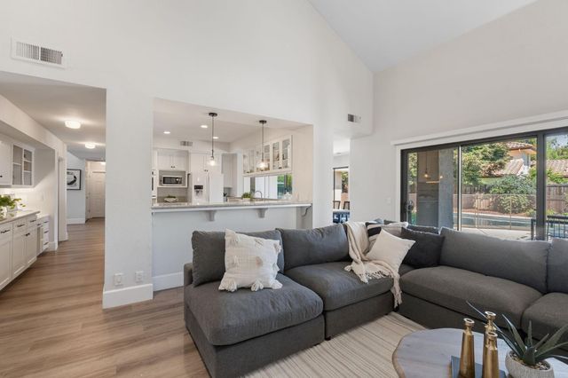 819 Falcon Ave, Davis, CA 95616