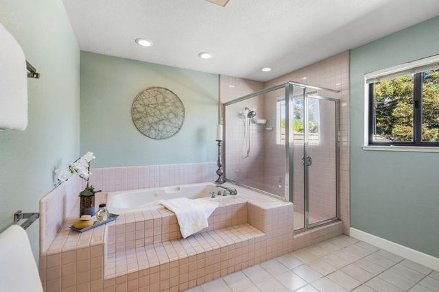 819 Falcon Ave, Davis, CA 95616