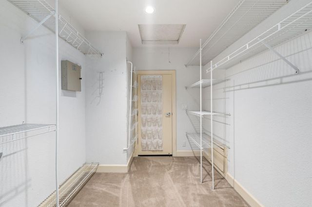 819 Falcon Ave, Davis, CA 95616